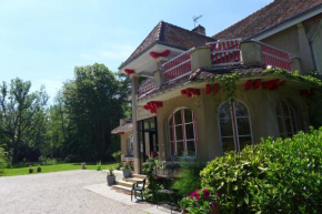 Гостиница Domaine de L'Arche de René au LAC DU DER  Экларон-Брокур-Сент-Ливьер